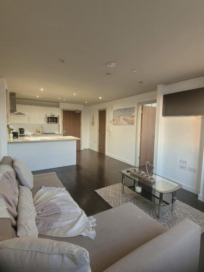 Amazing London 1 Bedroom Flat In Astral House As18 Norbury  Εξωτερικό φωτογραφία