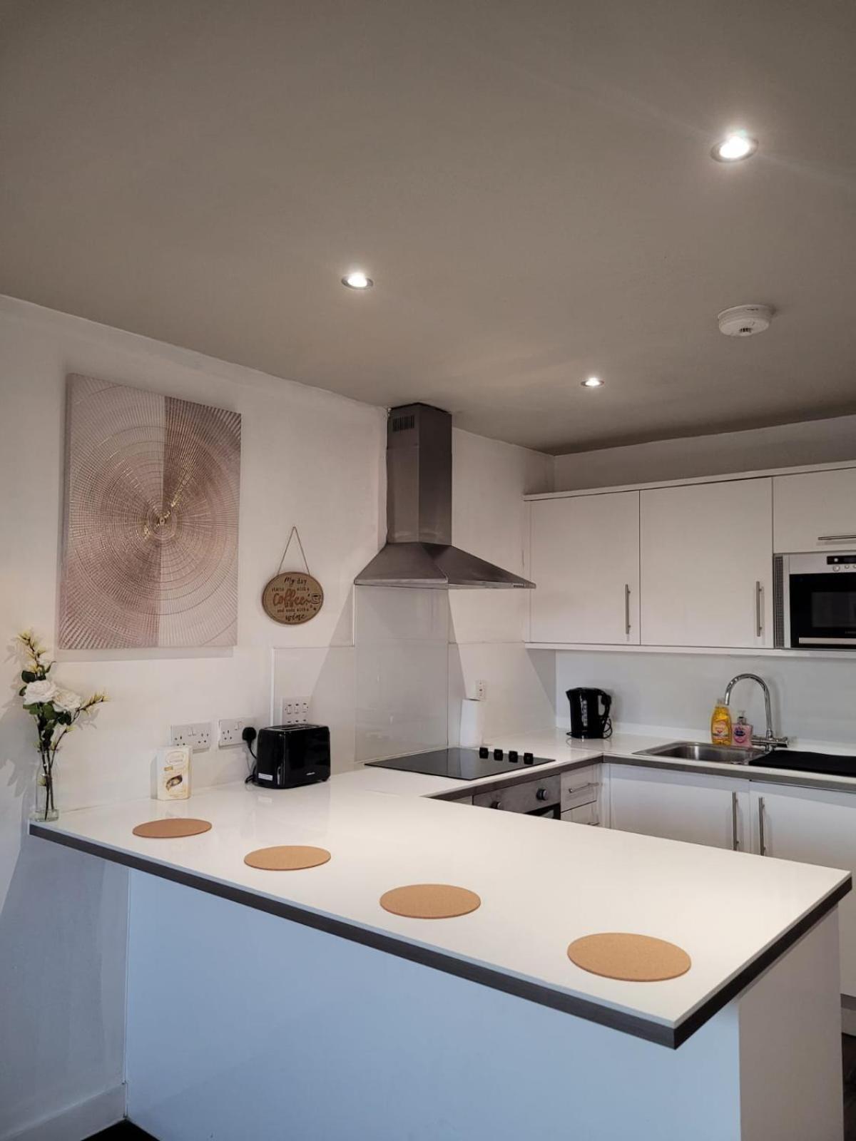 Amazing London 1 Bedroom Flat In Astral House As18 Norbury  Εξωτερικό φωτογραφία